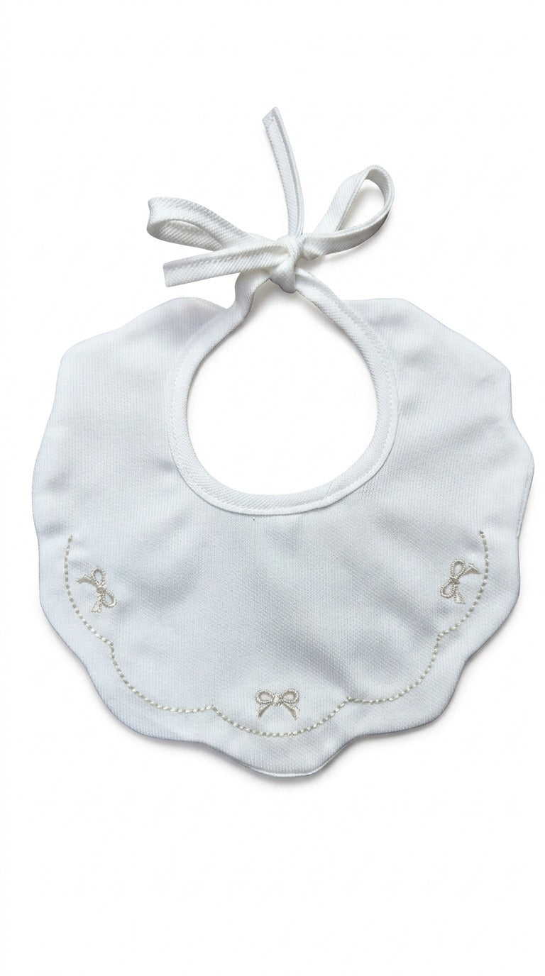 Bavetta neonato - ricamo fiocco